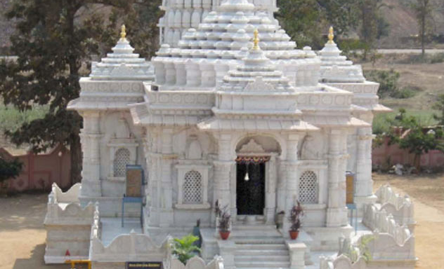 Shri Gajanan Maharaj Sansthan Omkareshwar Bhakta Niwas